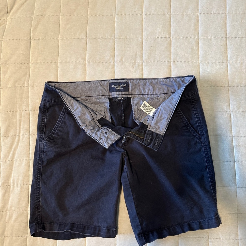 American Eagle Outfitters women’s Bermuda shorts, size 4
